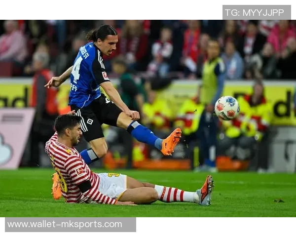 辽宁足球迎战科隆队全力争胜展现球队实力与风采